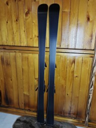 LYŽE CORE NO3 --SWISS MADE-- 159CM